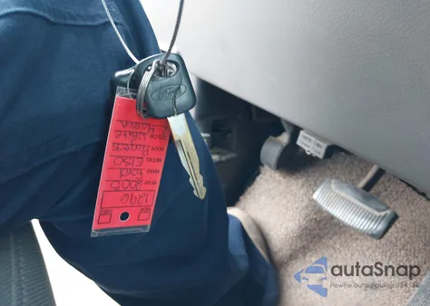 2005 Ford E-150 Commercial/Recreational from USA, damaged, VIN 1FTRE14W65HA54456